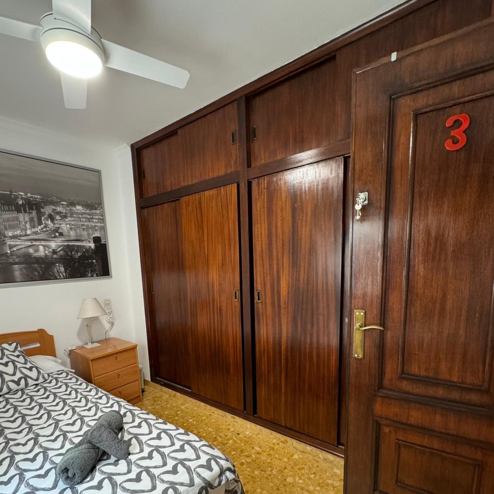 Habitaciones En Gandia A 5 Min Del Centro Historico Bagian luar foto